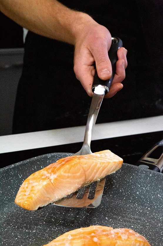 MasterClass Fish Slice / Slotted Turner with Soft Grip Handle, Stainless Steel, 35.5 cm - Image 3