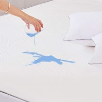 Sweetnight King Size Mattress Protector- 100 Percent Waterproof Mattress Protector King Bed, Quilted Bamboo Mattress Protector Fitted Extra Deep 40 cm Breathable Mattress Cover 150 x 200 cm