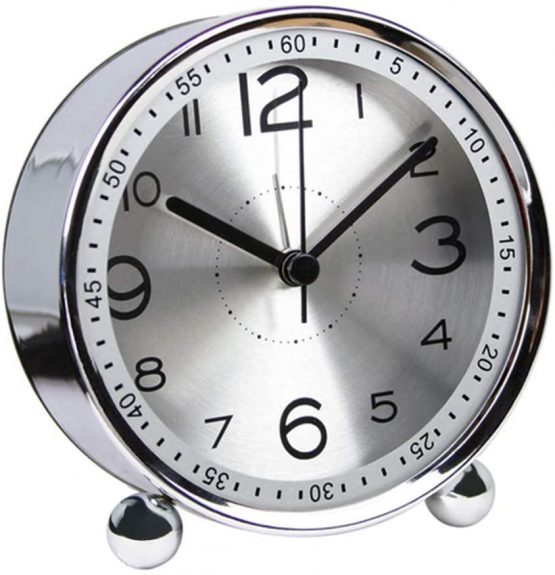 ALEENFOON 4 Inch Metal Alarm Clock, Non Ticking Silent Retro Alarm Clock, Battery Operated Loud Wake up Alarm Clocks for Bedsides Bedroom Travel Kids (Silver)