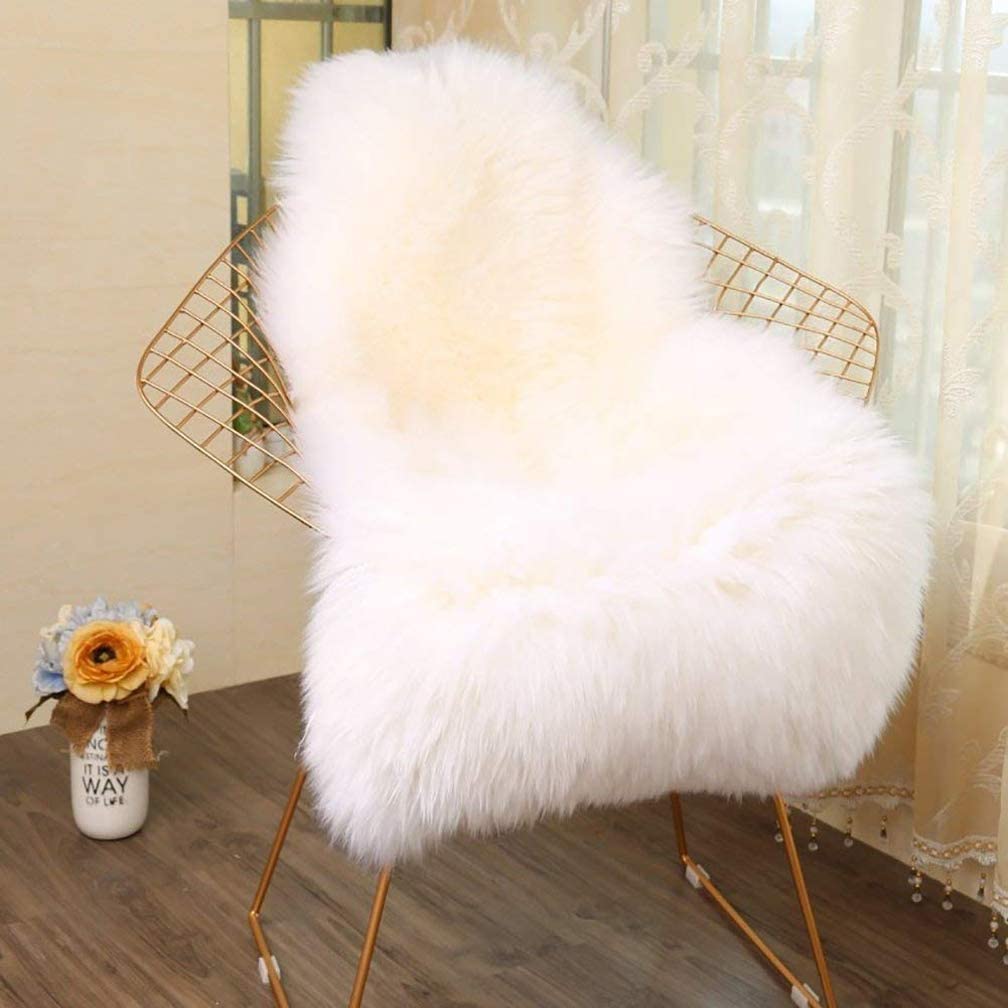 JXLOULAN Fluffy Sheepskin White Rug 50 x 80 cm Faux Fur Area Rugs for Bedroom Decor Rugs Living Room Chair Sofa - Image 2