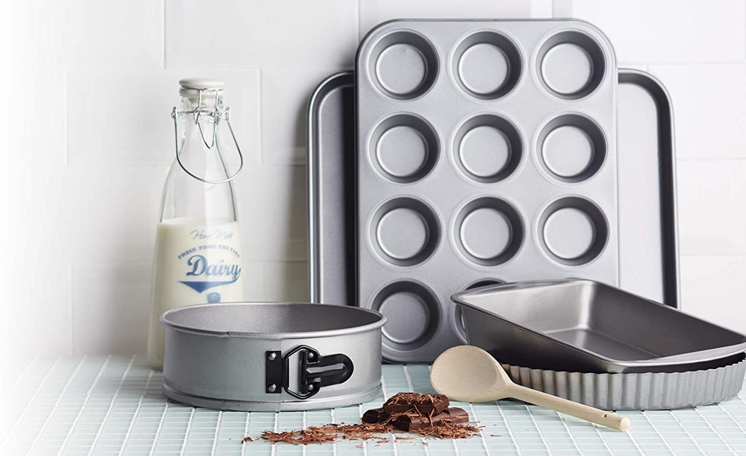 KitchenCraft Non-Stick 12-Cup Shallow Muffin Tin/Mince Pie Tray, 31.5 x 24 cm (12.5" x 9.5"), Silver, Grey, Mediano - Image 3