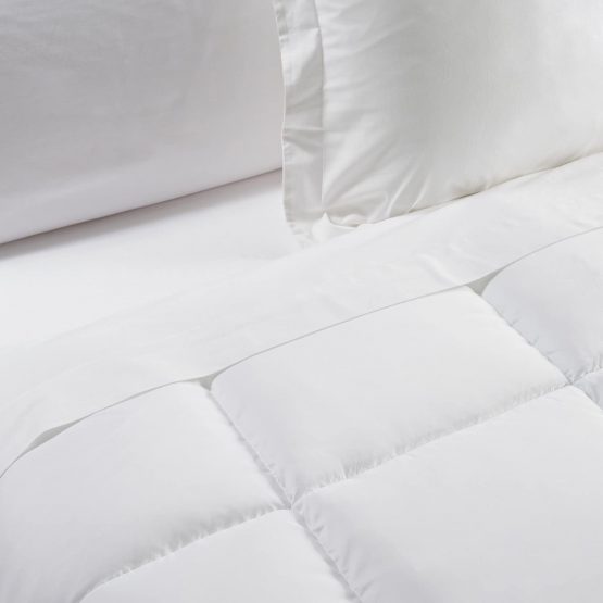 Sancarlos – Edredon Nordico Mistral White – Density 350 g. – Microgel Filled – Feel Peach Skin. - Image 3