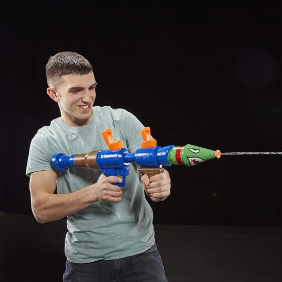 Fortnite RL Nerf Super Soaker Water Blaster Toy -- Extreme Soakage – 6.7 Fluid Ounce/(200 millilitres Capacity – For Kids, Teens, Adults - Image 2