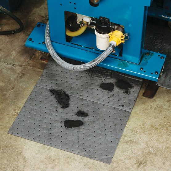 New Pig MAT160 PIG Universal Mat, 65.1 L Absorbency, 51 cm Length x 38 cm Width, 100 Pad/Bag, Grey (Pack of 100) - Image 3