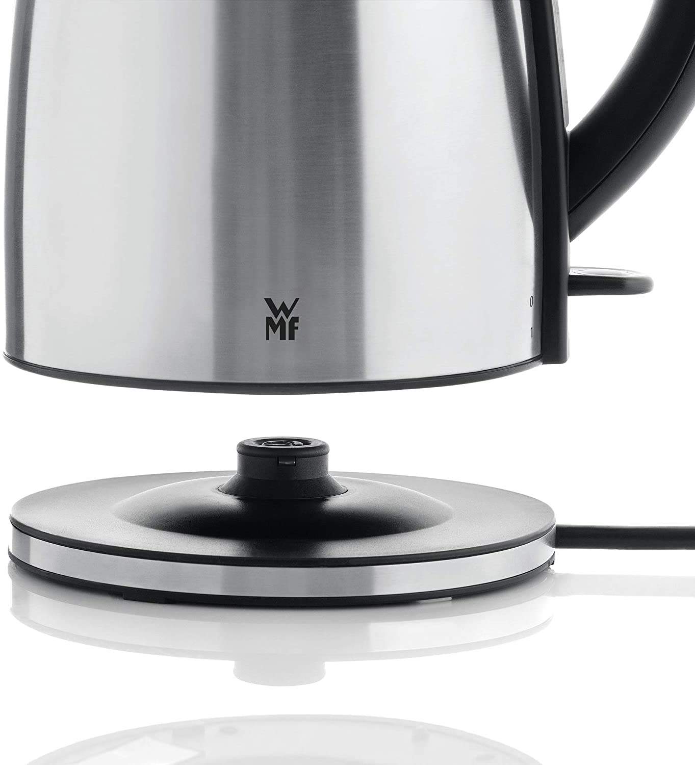 WMF Stelio kettle stainless steel, 1.7l, with filter, 2400W, wireless, illuminated water level indicator, lime water filter, cromargan matt - Image 4