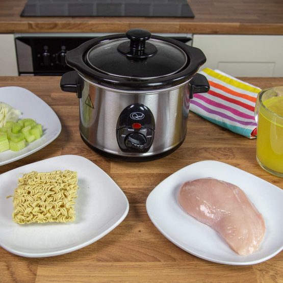 Quest 35260 Slow Cooker / 1.5 Litres / Compact Stainless Steel / 120W / 3 Temperature Settings / Transparent Toughened Glass Lid / Dishwasher Safe - Image 4