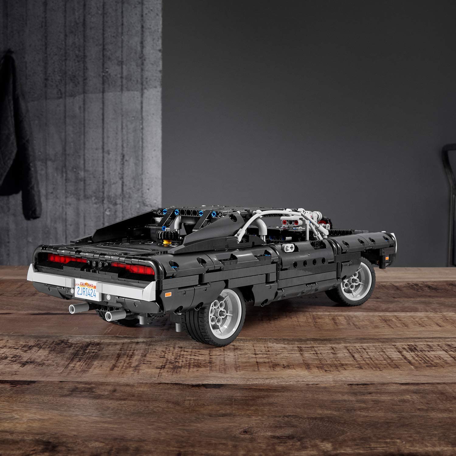 LEGO Technic 42111 La Dodge Charger de Dom, Maquette Voiture de Course a Construire Fast and Furious, Idée Cadeau - Image 3