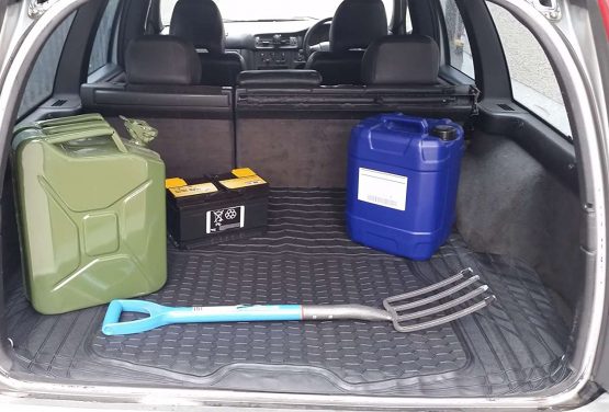 Xtremeauto® Large Waterproof Heavy Duty Rubber Boot Mat Liner Cut To Fit - Includes Sticker XA0102 - Image 2