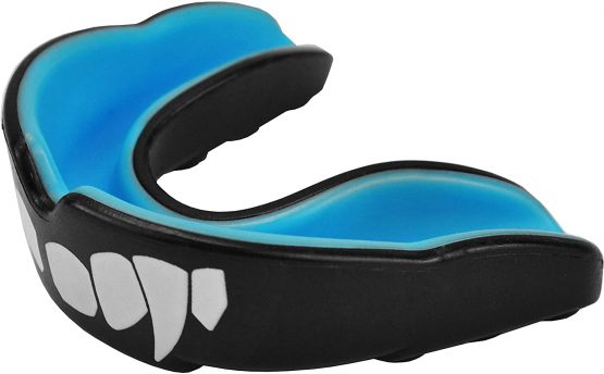 ADULT Black & Blue UK Warrior 'Vampire' Mouth Gum Guard Shield - The Ultimate Gum Shield for Boxing, Martial Arts, Karate, Rugby - Ideal Teeth Protection For Contact Sports - Image 3