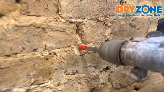 Dryzone Damp Proofing Kit Damp Proofing Cream + Cox Mastic Gun + Dryzone Drill Bit (Rising Damp Treatment) (Pack of 5) - Image 3