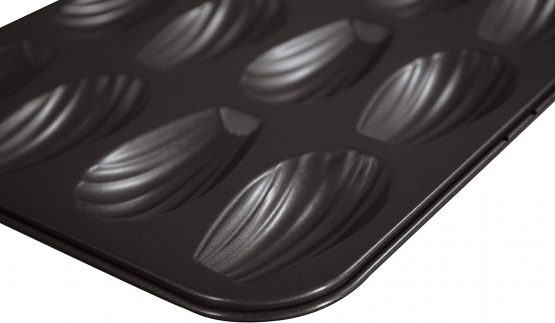Gobel 395 x 200 mm Non-Stick 12-Hole Madeleine Tin, Brown - Image 3