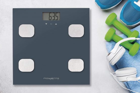 Rowenta Compact Bathroom Scale with LCD Display Navy - Image 3