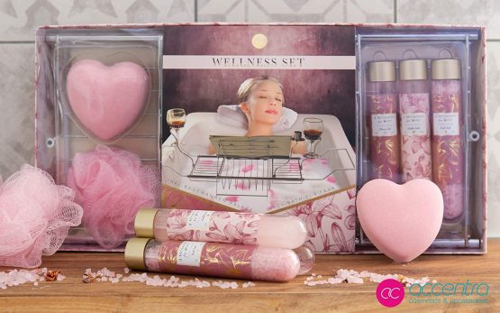 accentra A moment for you gift set, wellness set with various care products and bath tray, the special gift for all women, ladies, mums - Image 2