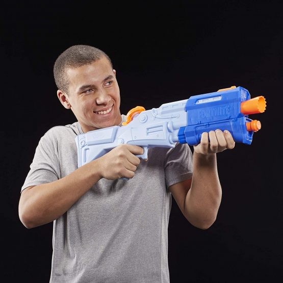 Fortnite TS-R Nerf Super Soaker Water Blaster Toy – Pump Action – 36 Fluid Ounce/1 Litre Capacity – For Kids, Teens, Adults - Image 2
