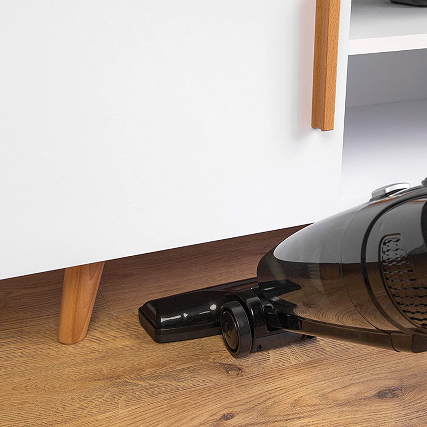 Quest 44839 2-in-1 Bagless Vacuum Cleaner/Use Upright or Handheld/Lightweight Compact Design/HEPA Filter/Attachments Included / 600W Power/Black Colour - Image 4