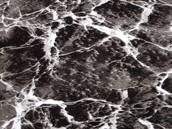 50 VINYL FLOOR TILES: Black/Grey Marble SELF-STICK - Image 2