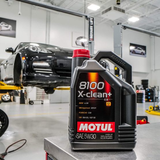 Motul 11113941 Motor Oil 8100 x Clean + 5 W30 5L - Image 4