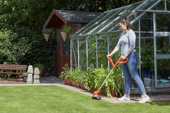 Flymo SimpliTrim Li Cordless Battery Grass Trimmer - Ultra Lightweight 14.4 V Li-Ion Battery Integrated Including Charger), 23 cm Cutting Width, Durable Long Life Blades, Includes Spare Blades in Head - Image 4