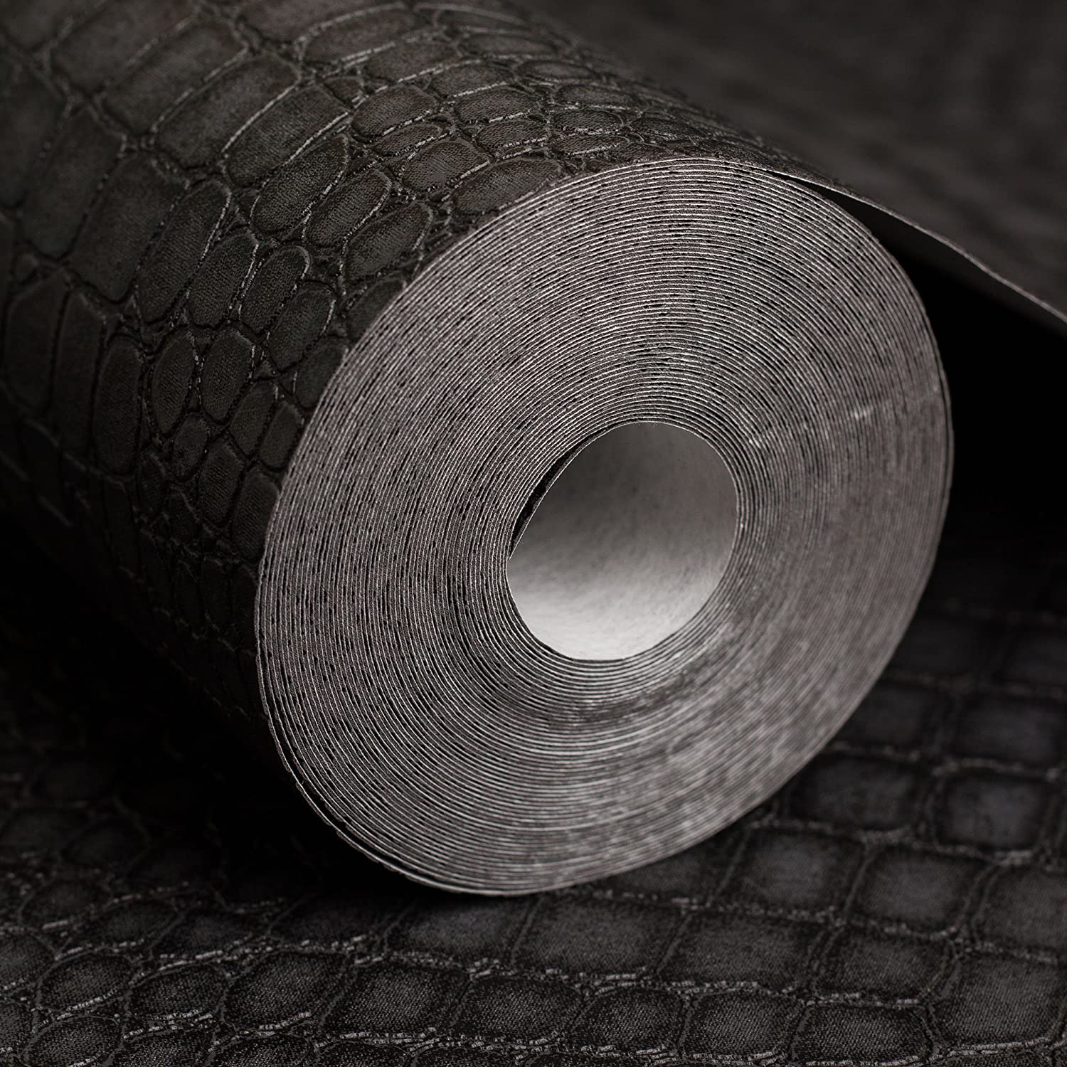 Superfresco Easy Crocodile Black Wallpaper, Charcoal Black, 20 x 393.6 cm - Image 3