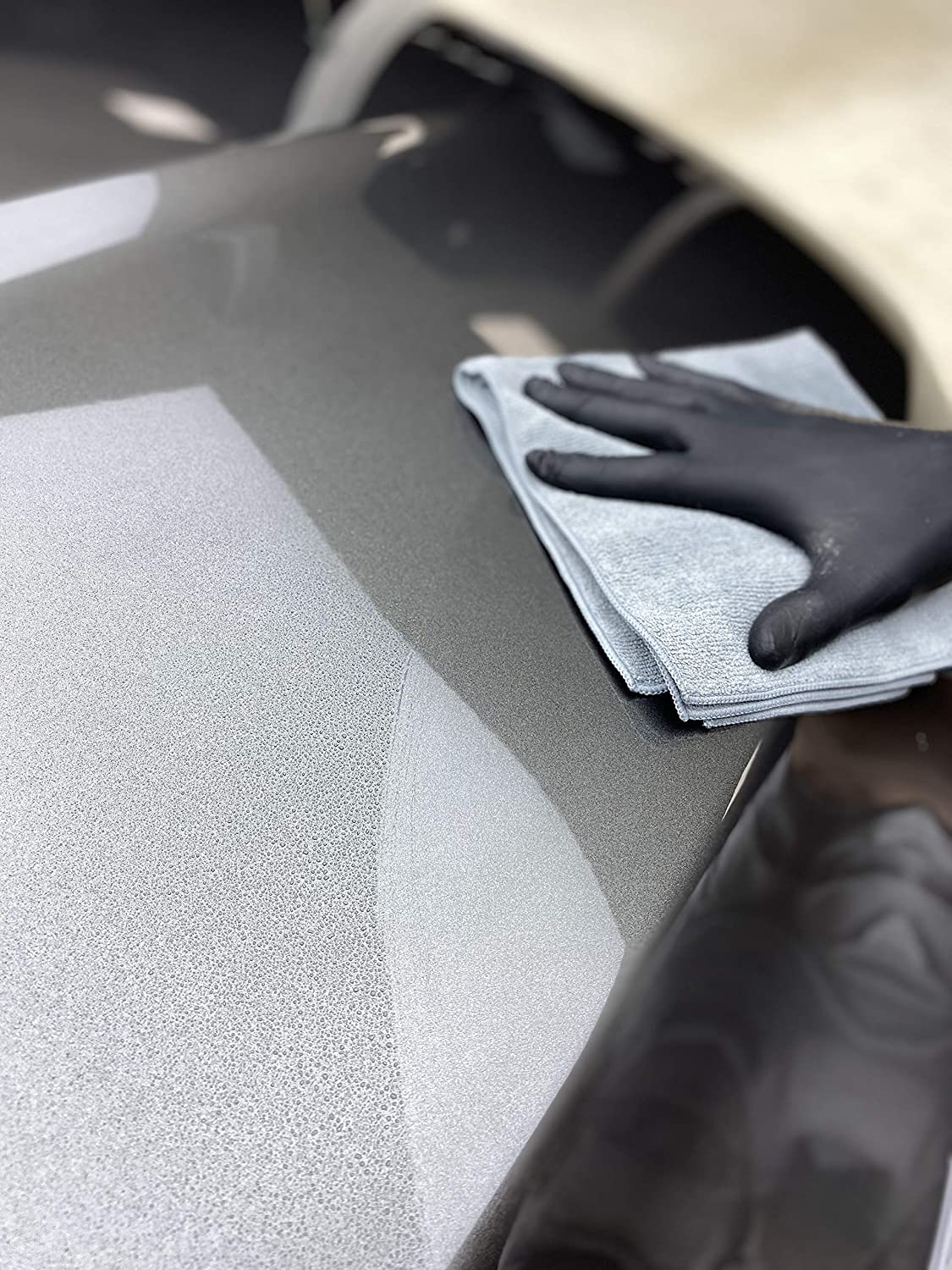 Gtechniq Quick Detailer Spray Car Polish Removes Fingerprints and Watermarks, Detailing Spray Suitable for Bodywork 500ml - Image 4