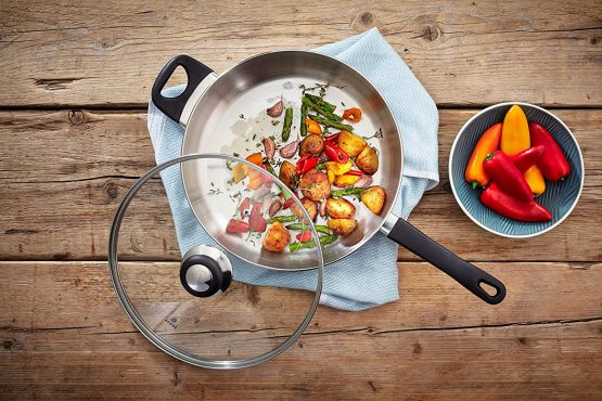 Judge Vista JJ24A Stainless Steel Large Saute Pan with Helper Handle 28cm, Shatterproof Vented Glass Lid, Induction Ready, Oven Safe, 25 Year Guarantee - Image 2