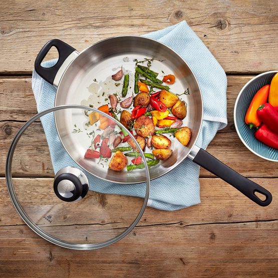 Judge Vista JJ24A Stainless Steel Large Saute Pan with Helper Handle 28cm, Shatterproof Vented Glass Lid, Induction Ready, Oven Safe, 25 Year Guarantee - Image 4